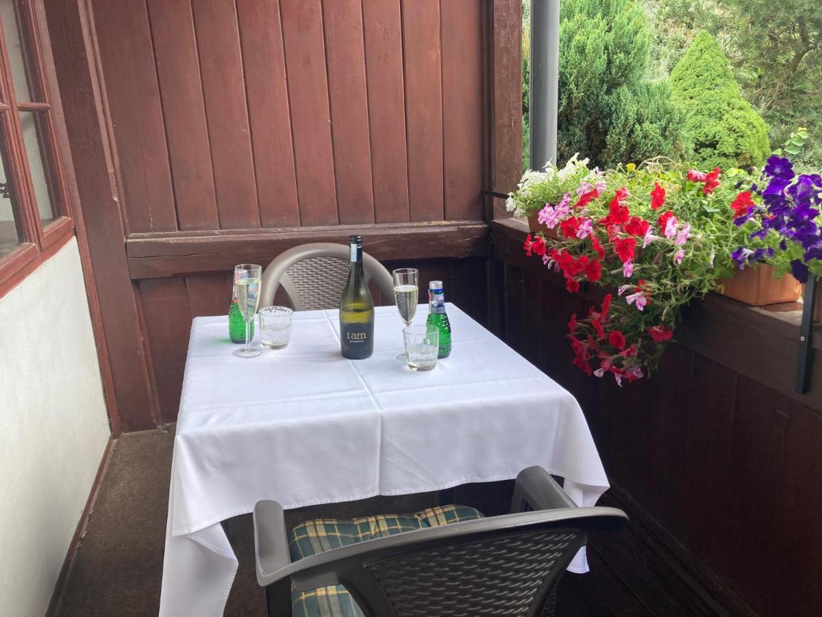 Country House & Restaurant Hronec Eksteriør billede